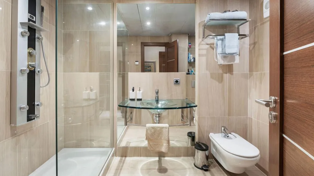 Salles de bain - Duplex Penthouse with 360 Views in Estepona