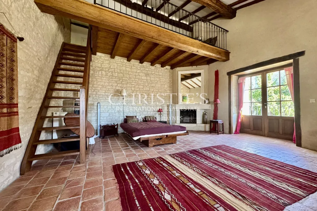 Soggiorno - Historic Manor with Courtyard in Tusson, Charente