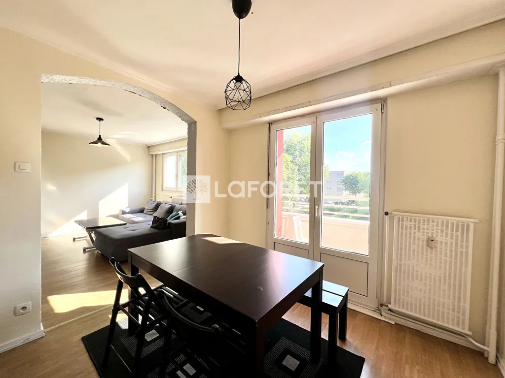 Salle à manger - Appartement Meublé avec Balcon à Strasbourg