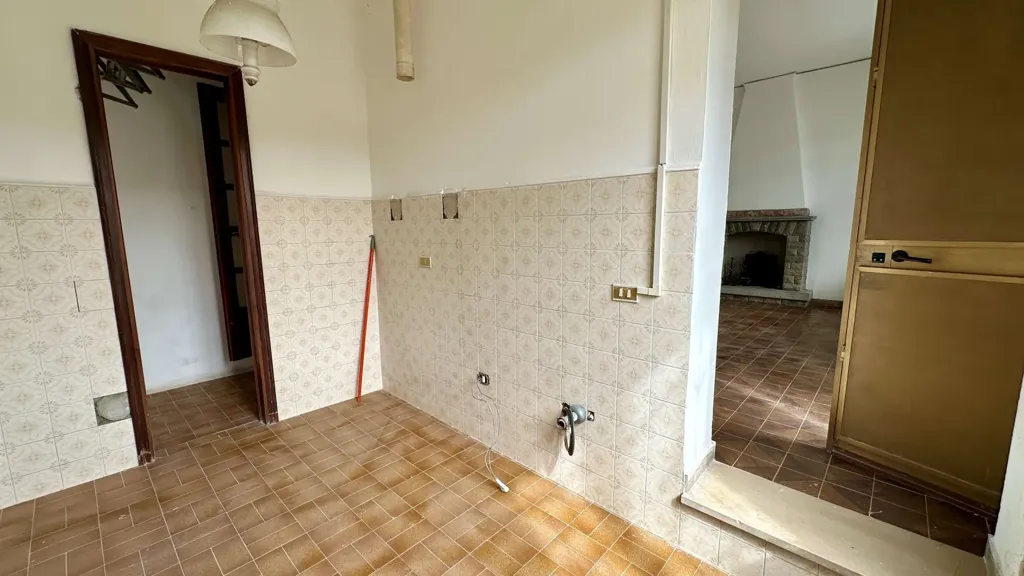Toad - Villa with Garden in Capannori