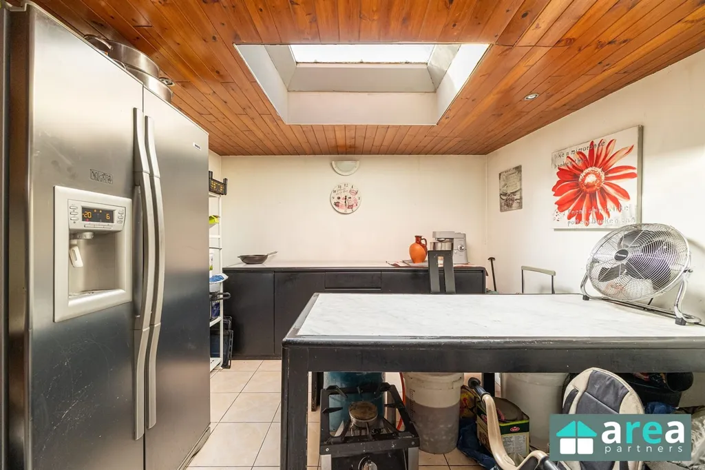 Köök - Renovatable House with Central Location in Antwerp