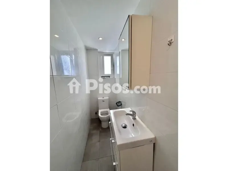 Salles de bain - Characterful Flat with Patio View in Vitoria