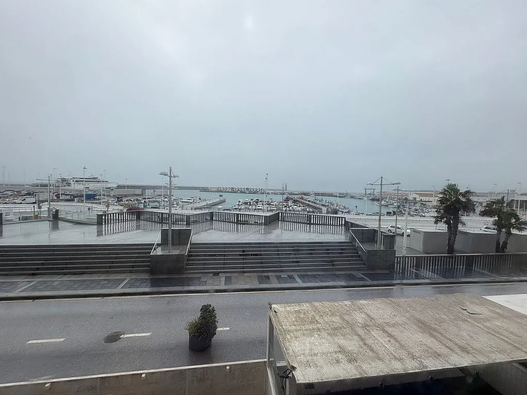 Balcone - First-Floor Flat with Harbour Views in Old Town