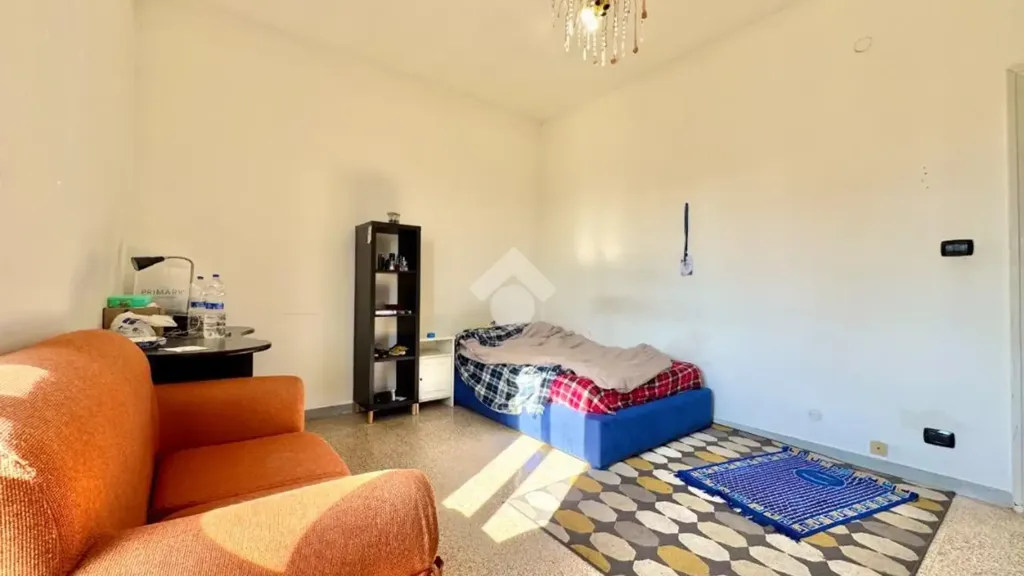 Bedrooms - 4-Room Apartment with Balcony in Bari