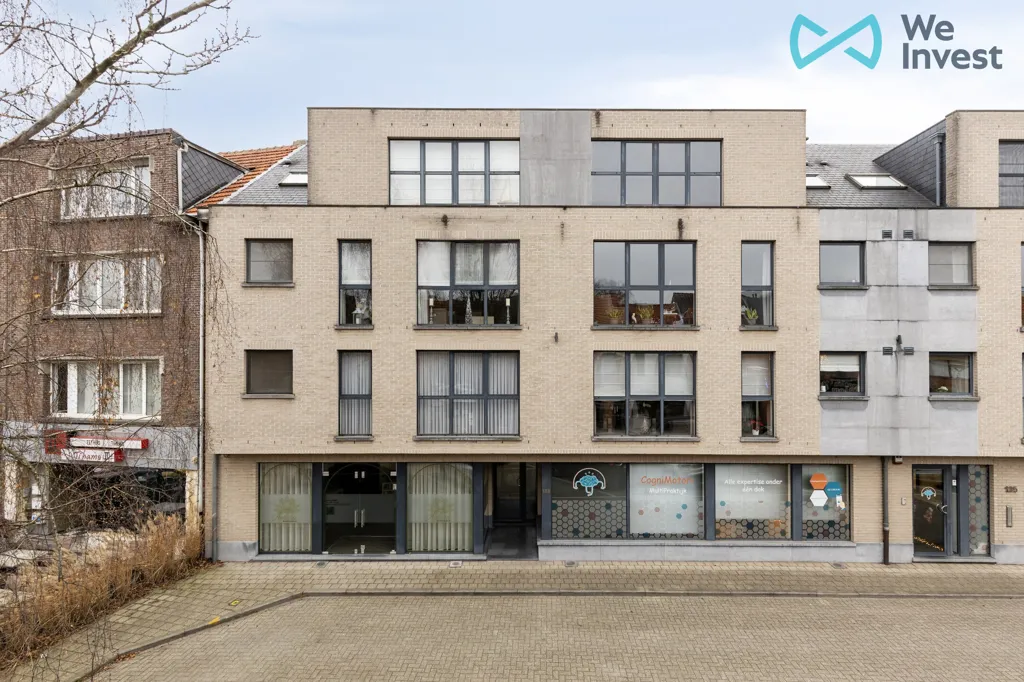 Extérieur - Appartement avec Terrasse et Garage à Schoten