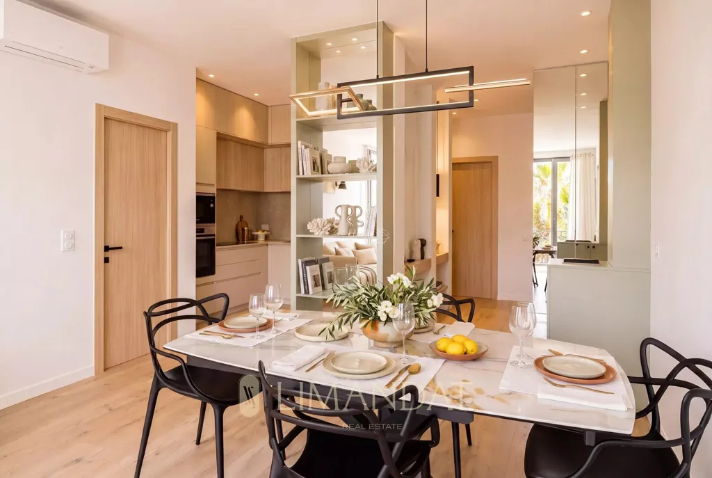 Salle à manger - Penthouse avec balcon à Cannes