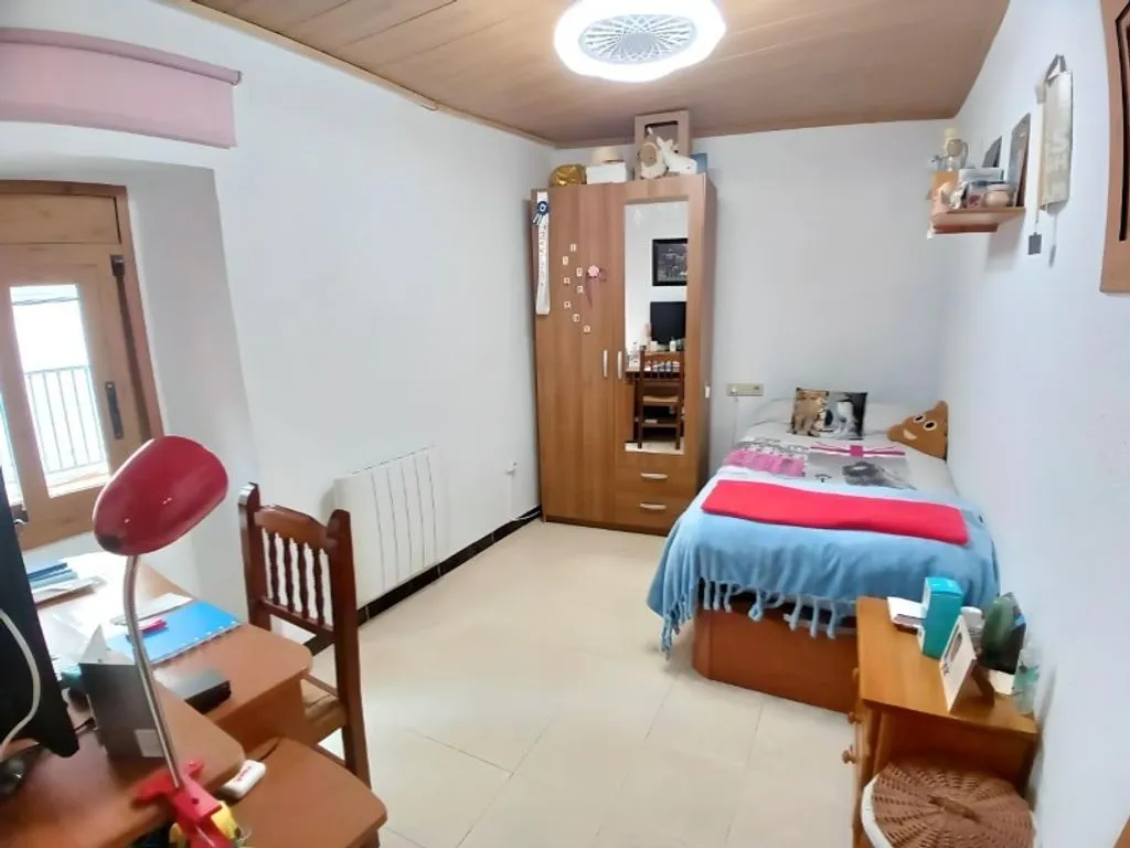 Magamistoad - Chalet with Restaurant in Llorenç del Penedès