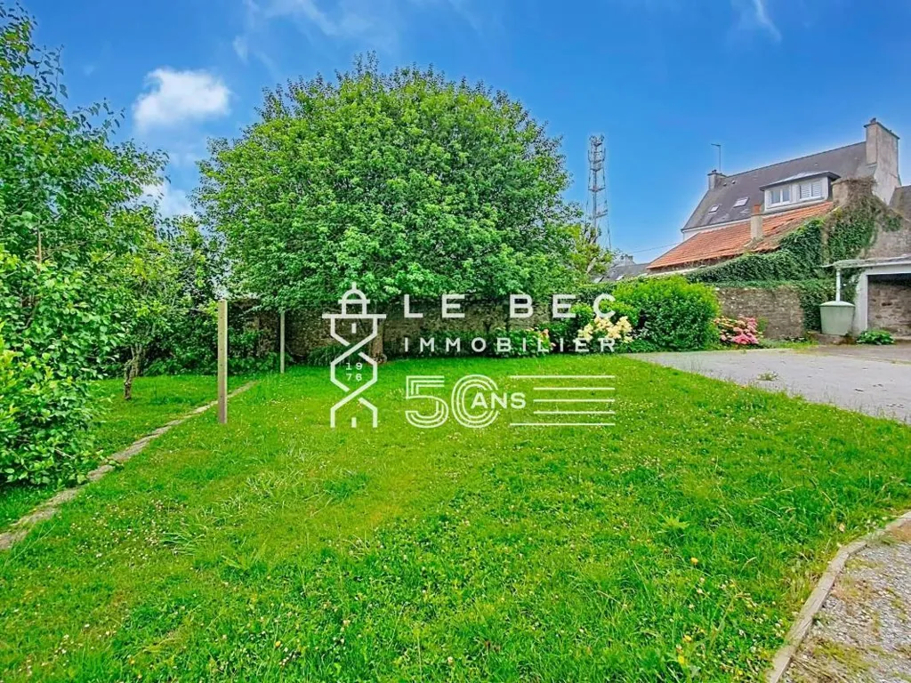 Giardino - House with Constructible Land in Lorient