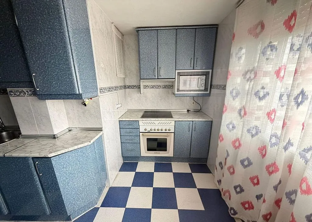 Cuisine - Apartment with Terrace in Fuenlabrada