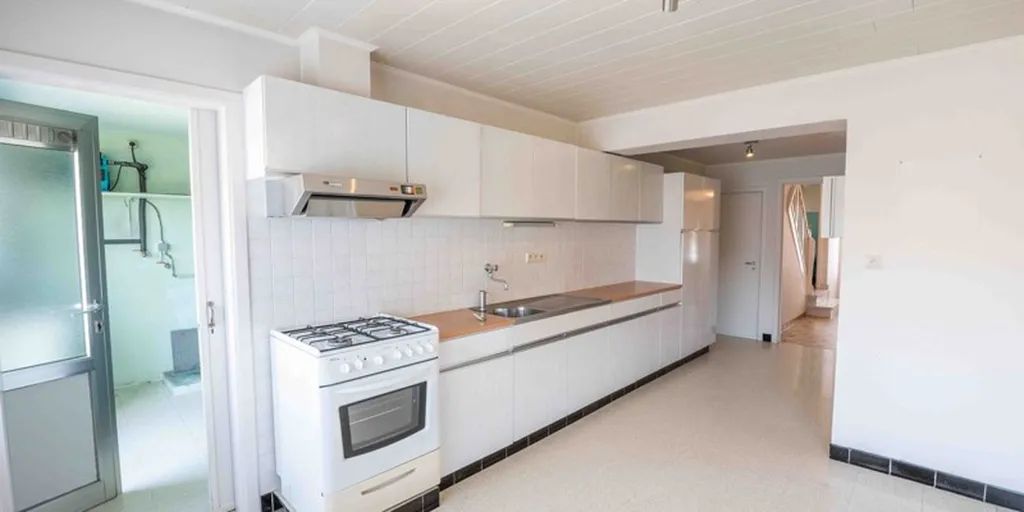 Cucina - Half-Open House with Garden in Harelbeke