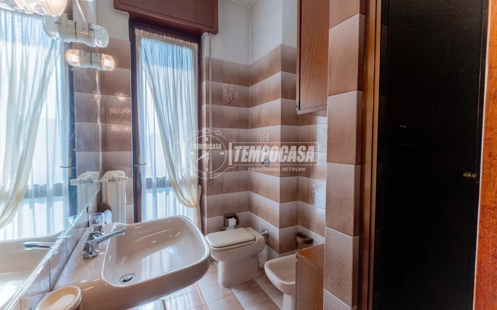 Salles de bain - Bright Bilocale with Balcony in Milan