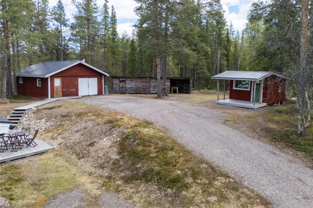 Välivaade - Cottage with Lake View in Moskojärvi