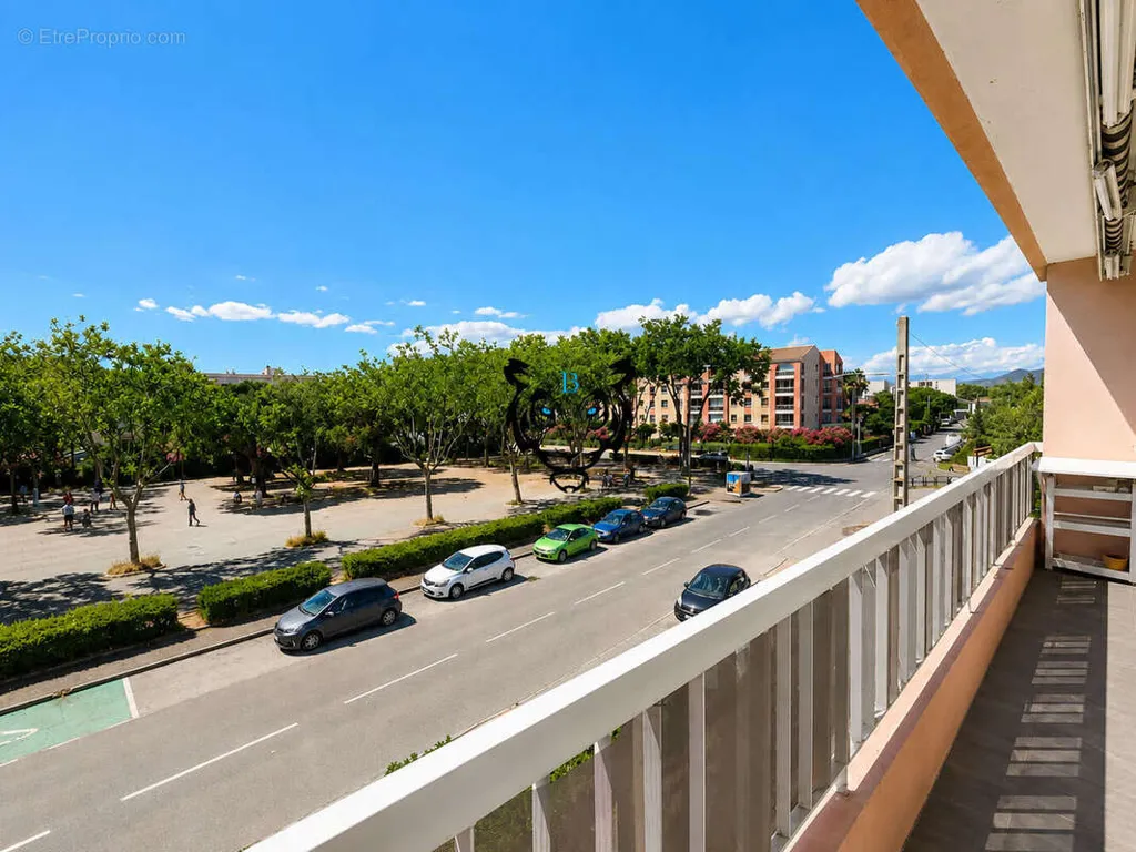 Balcone - 3-Bed Apartment with Sea View in Fréjus