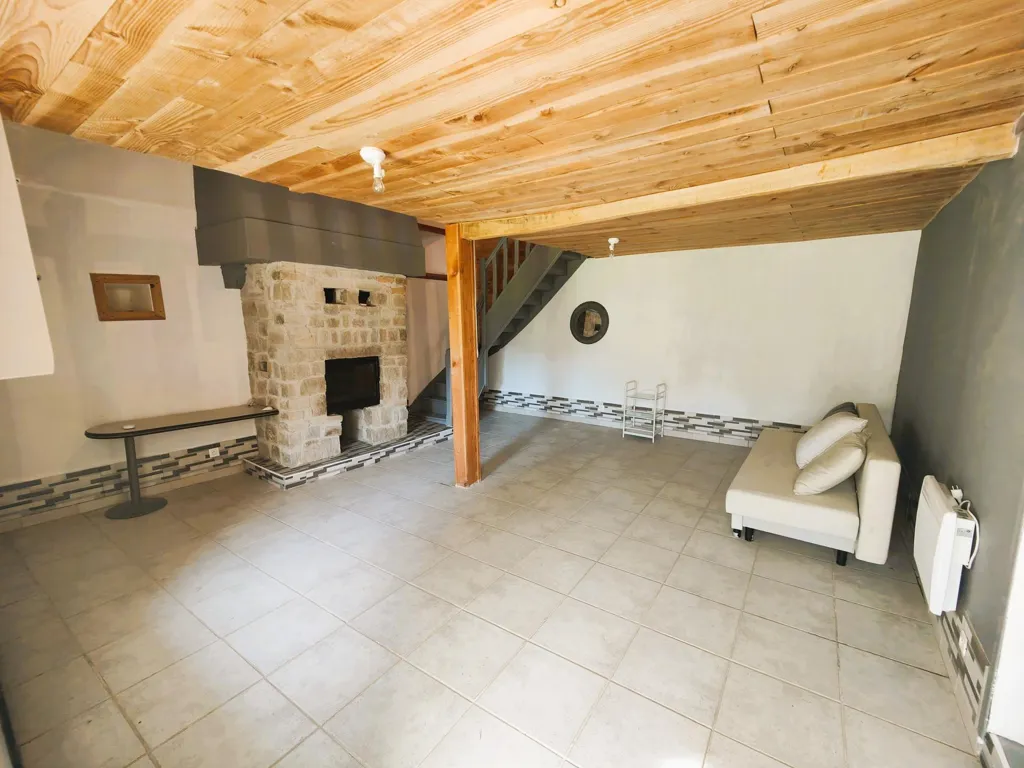 Elutuba - Renovated Stone Cottage in Countryside