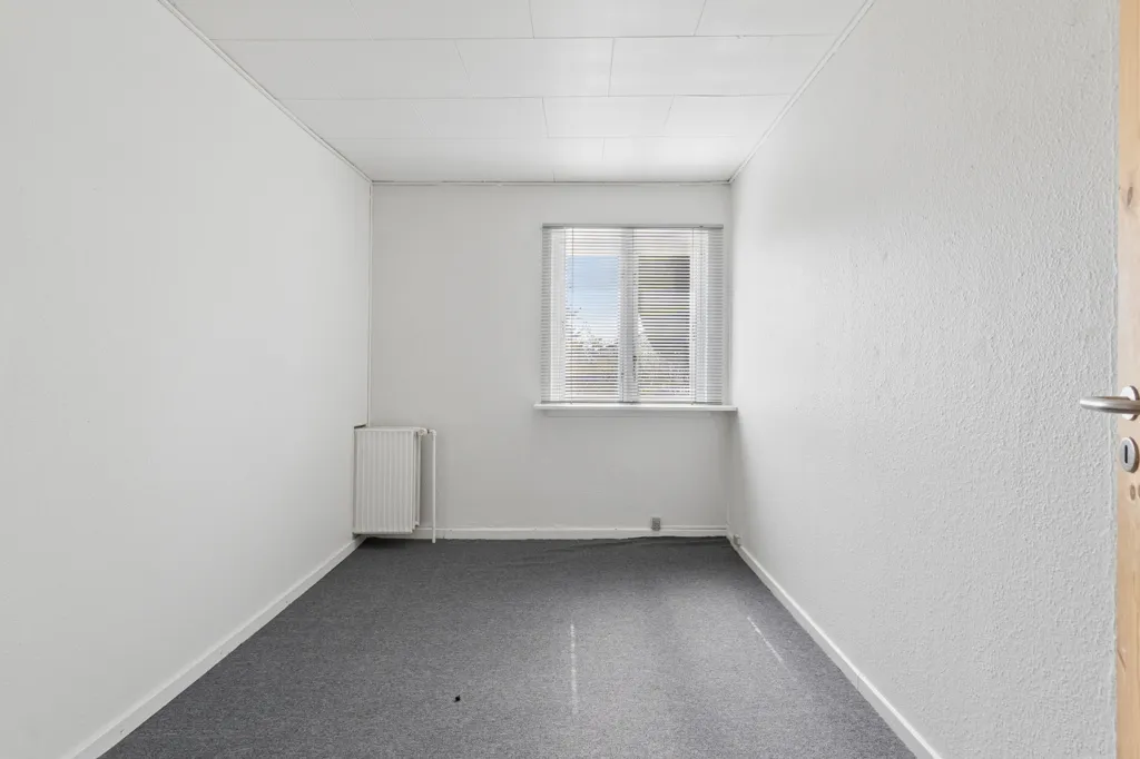 Stanze - Corner Villa with Two Units in Ejlstrup