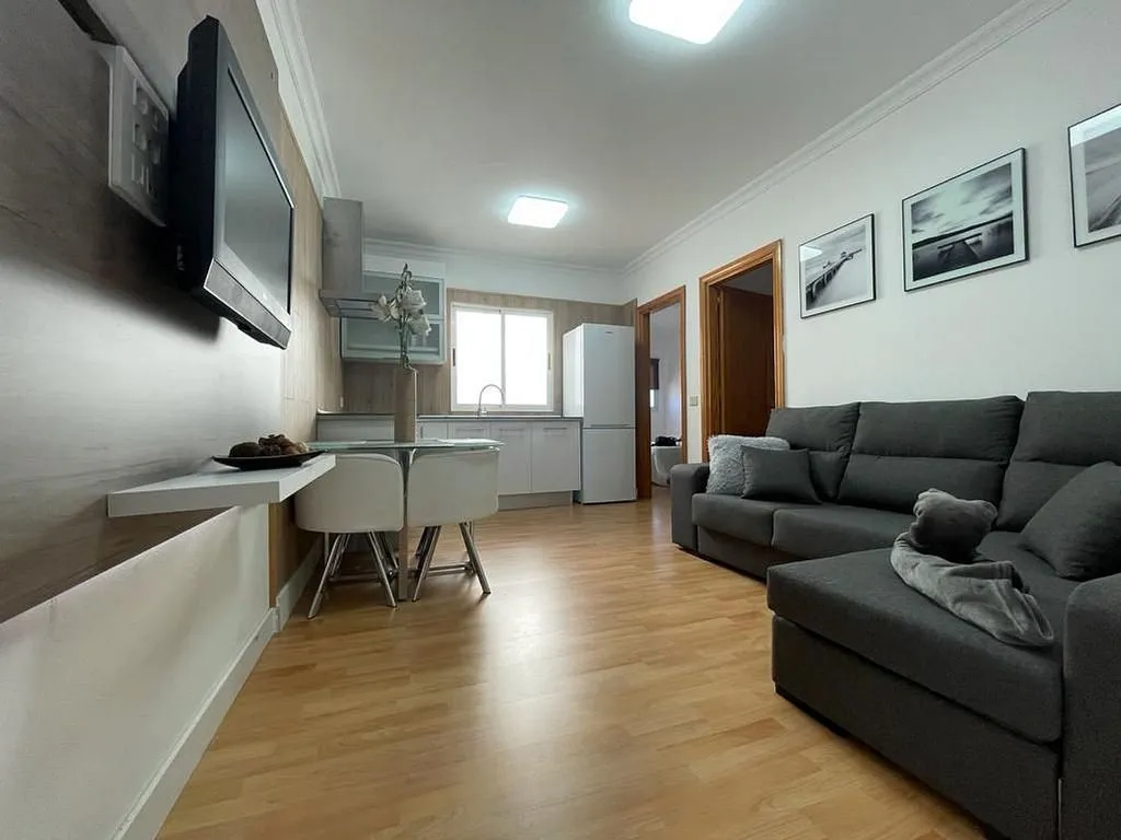 Soggiorno - Spacious Flat with South Orientation in Calle Almagro
