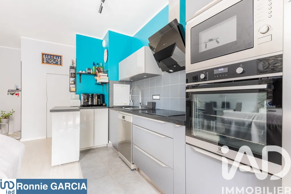 Cuisine - Appartement avec Terrasse et Jardin à Athis-Mons