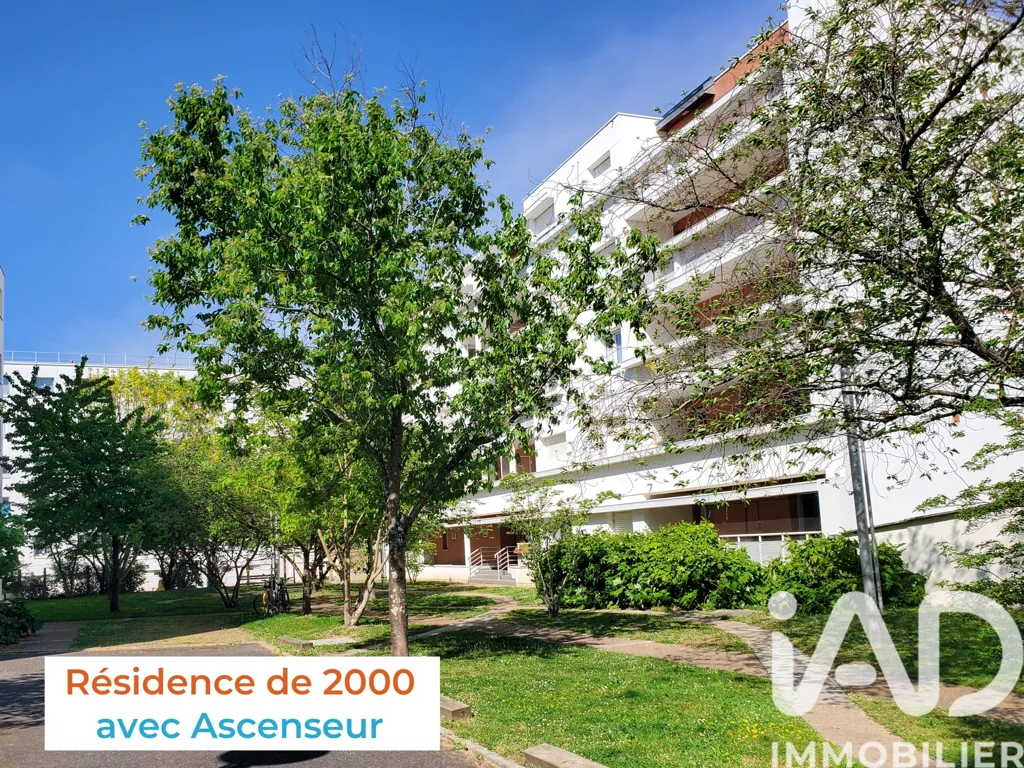 Extérieur - Appartement avec Parking à Tours, Proche Place Saint-Eloi