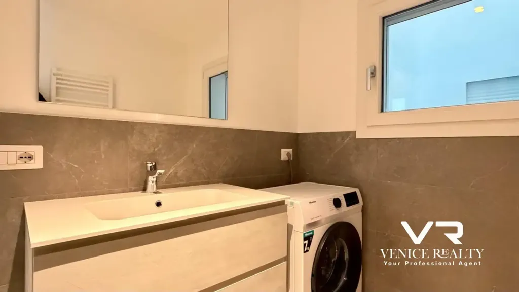 Salles de bain - Trilocale with Private Garden in Jesolo