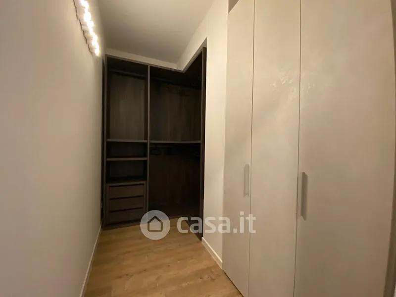 Pièces - Design Flat with Private Parking in Forlì