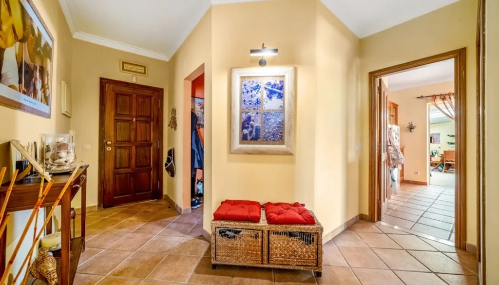 Entrée - Duplex Apartment with Sea View in Loulé
