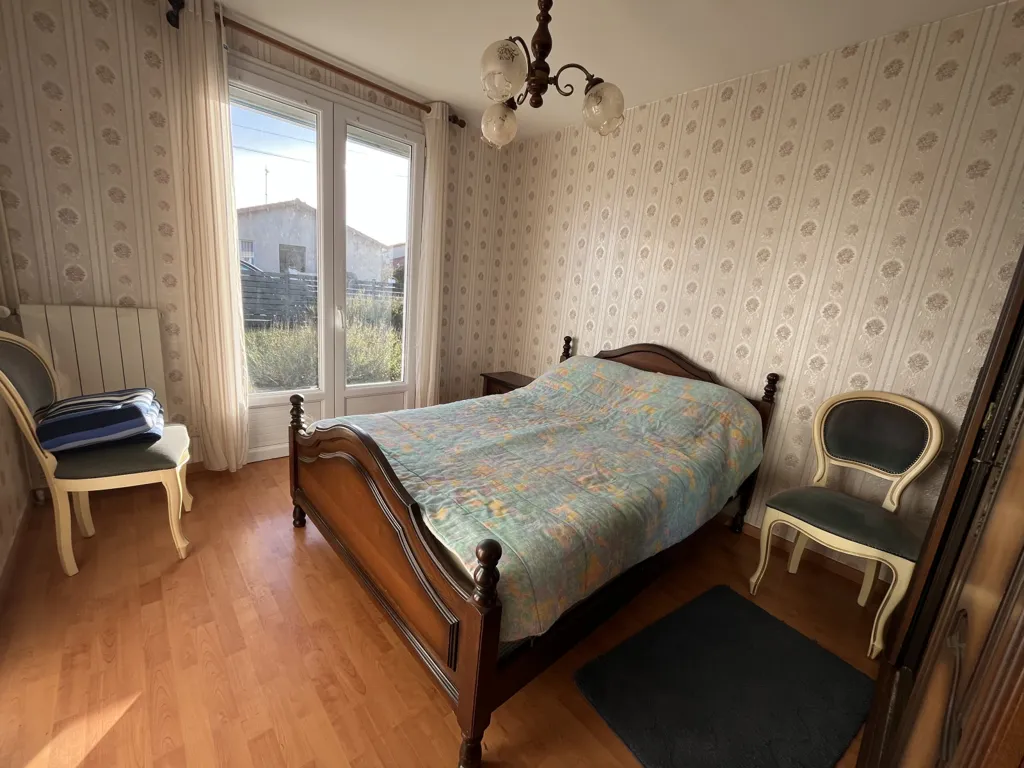 Maison de Plain Pied avec Jardin à Thouars