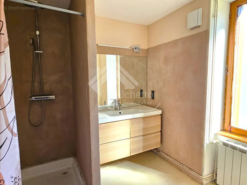 Bagni - Charming Mill House with Water Feature in Saint-Clément
