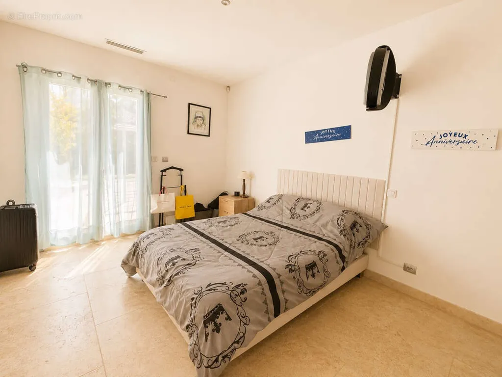 Chambres - Maison avec Piscine et Jardin à Allauch
