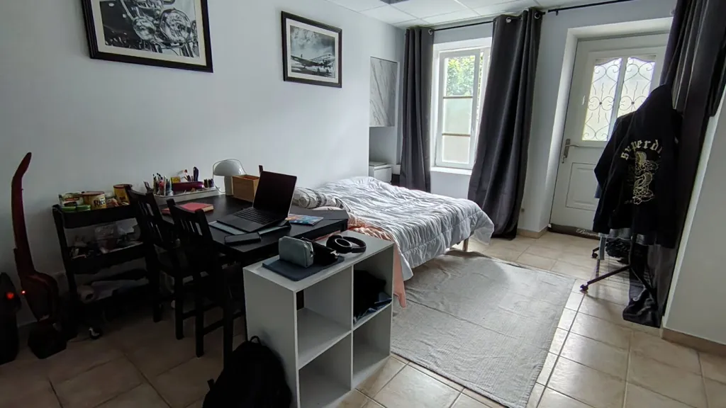 Magamistoad - Studio with Kitchen in City Centre