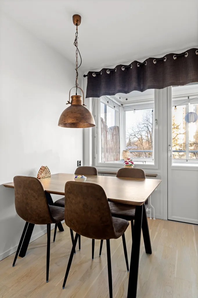 Salle à manger - Appartement 2 pièces à Huddinge