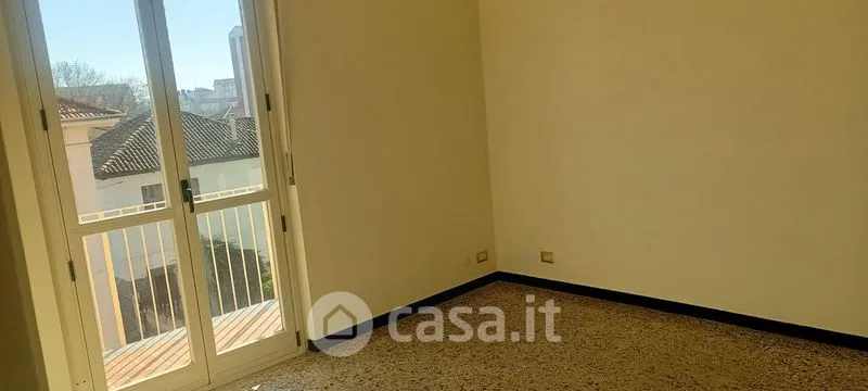 Pièces - Bright 3-Bed Flat with Balcony in Asti