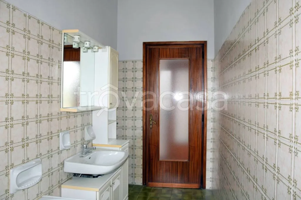 Salles de bain - Detached House with Garden in Bussoleno