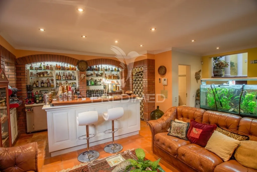 Elutuba - Luxury Villa with City View in Funchal
