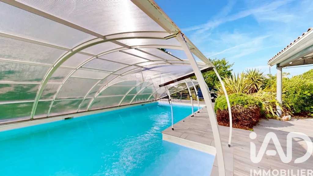 Piscina - Architectural Villa with Pool on Bruguières Heights