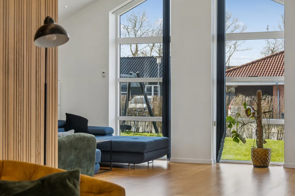 Séjour - Architect-designed Villa with Garden in Køge