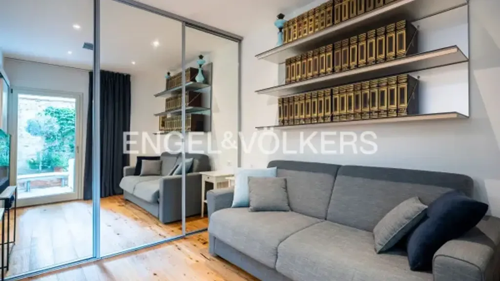 Elutuba - Rustic Triplex with Pool in Florence