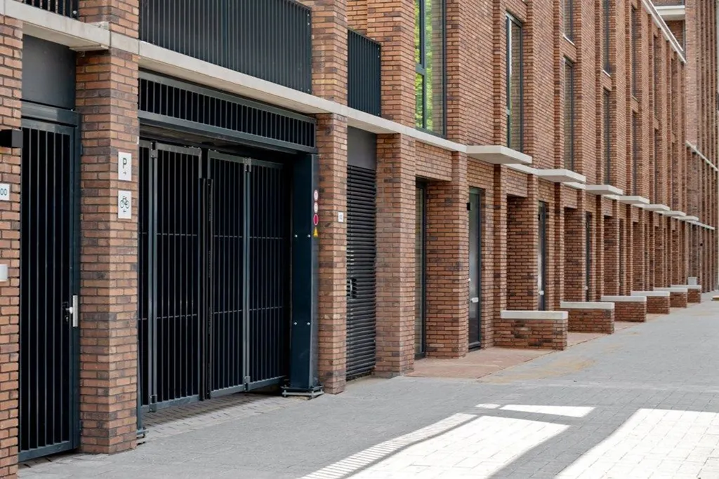 Välivaade - 1-Bedroom Apartment with Balcony in Rotterdam