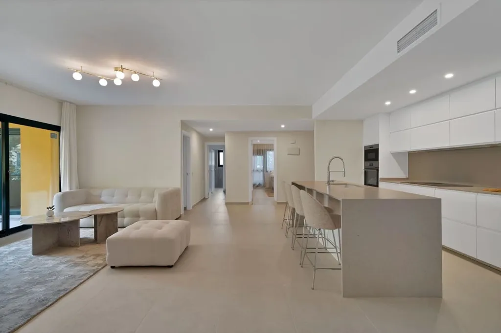 Cuisine - 4-Bedroom Apartment with East Views in San Pedro de Alcántara