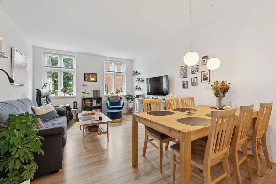 Salle à manger - Four-Unit Rental Property on Nørregade, Uldum