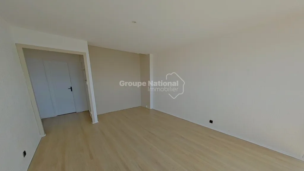 Bedrooms - Apartment with Panoramic View in Villeneuve-lès-Avignon