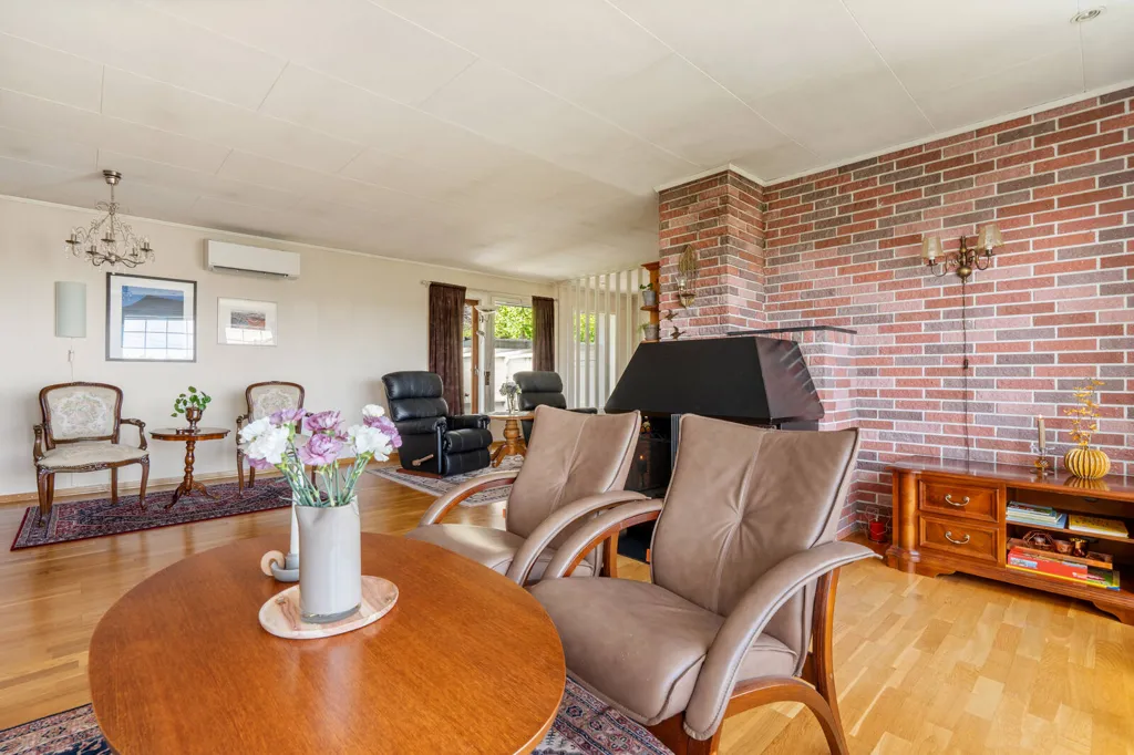 Soggiorno - Quiet Villa with Garden in Langevåg