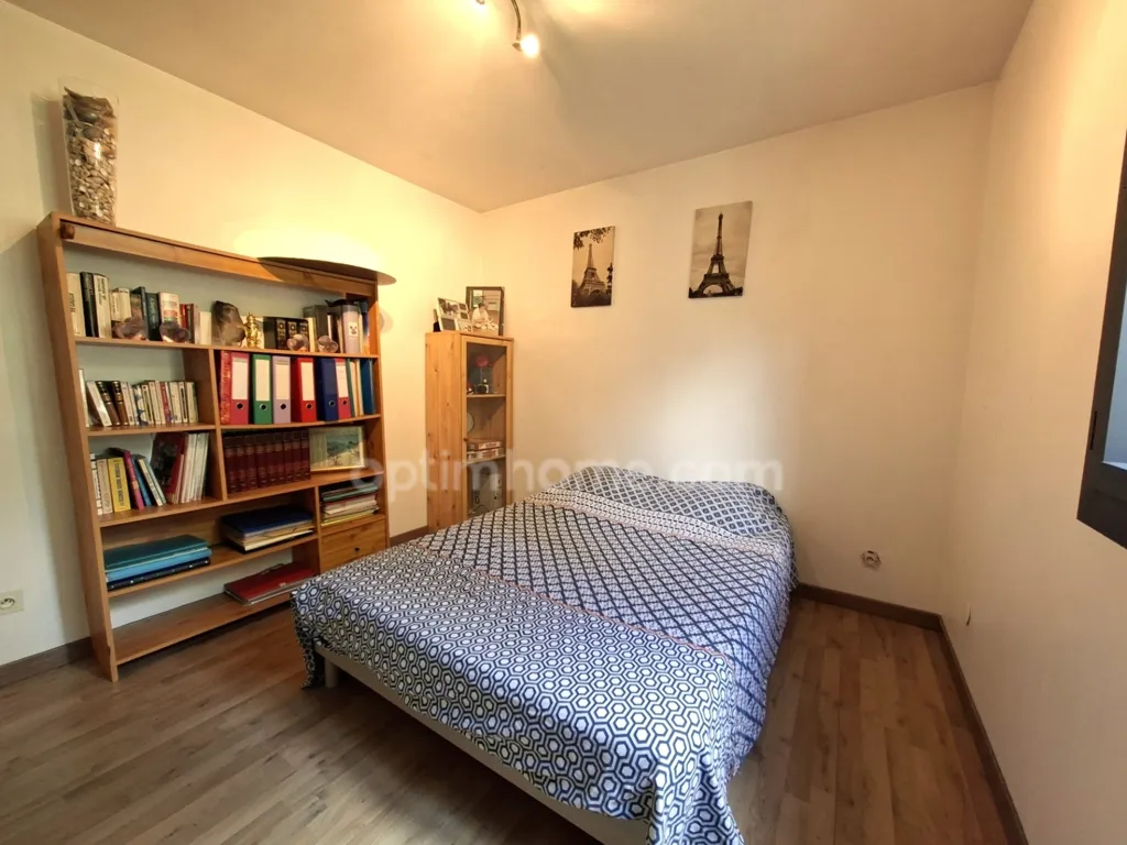 Bedrooms - Villa with Mountain View and Terrace in Barreme