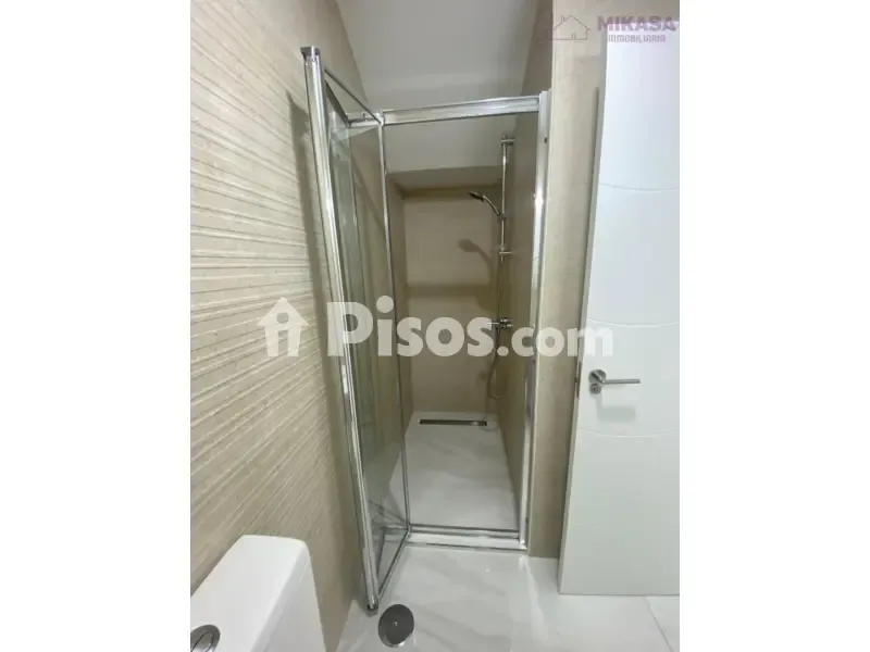 Vannitoad - Ample Garden Flat in Móstoles