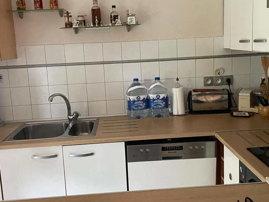 Cuisine - Villa T4 avec Jardin à Villeneuve-Tolosane