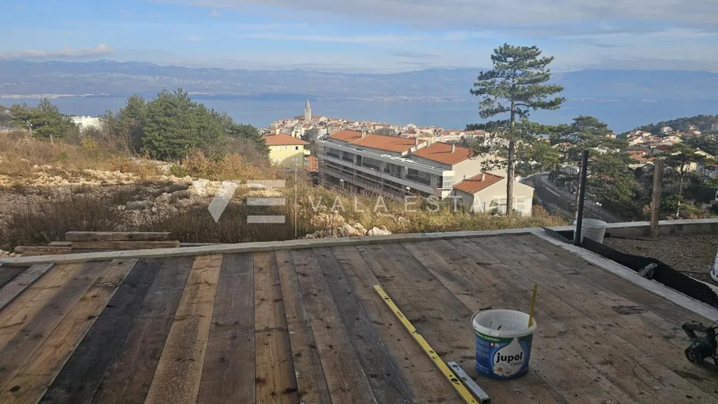 Terrass - Apartment with Sea View and Pool in Vrbnik