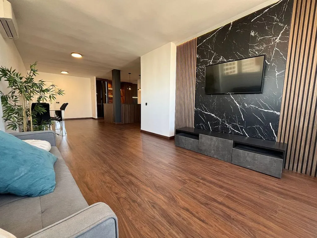 Living Room - Apartment with Terrace in Canillas, Madrid