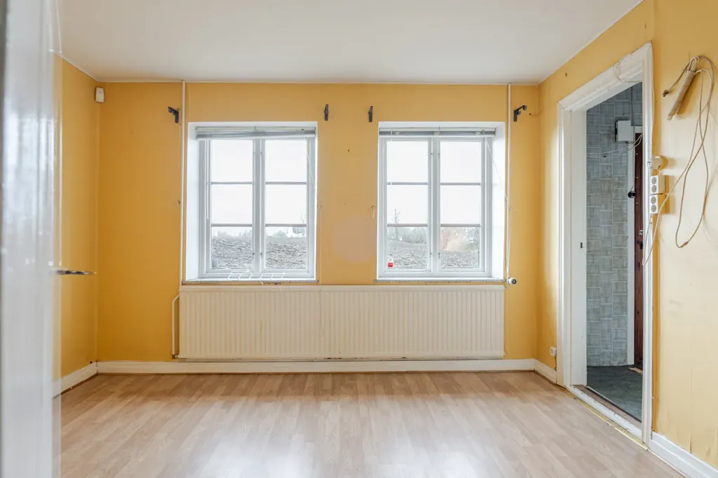 Toad - Renovation-Ready House in Grönby, Söderslätt