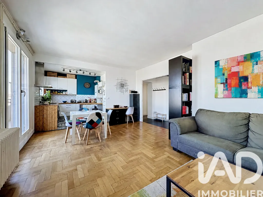 Soggiorno - Apartment with Panoramic View in Lyon-8e
