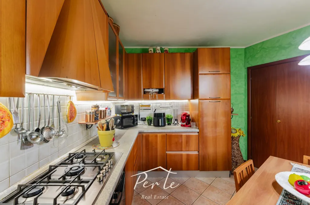 Cuisine - Duplex with Garden and Pool in Borgo Mantovano