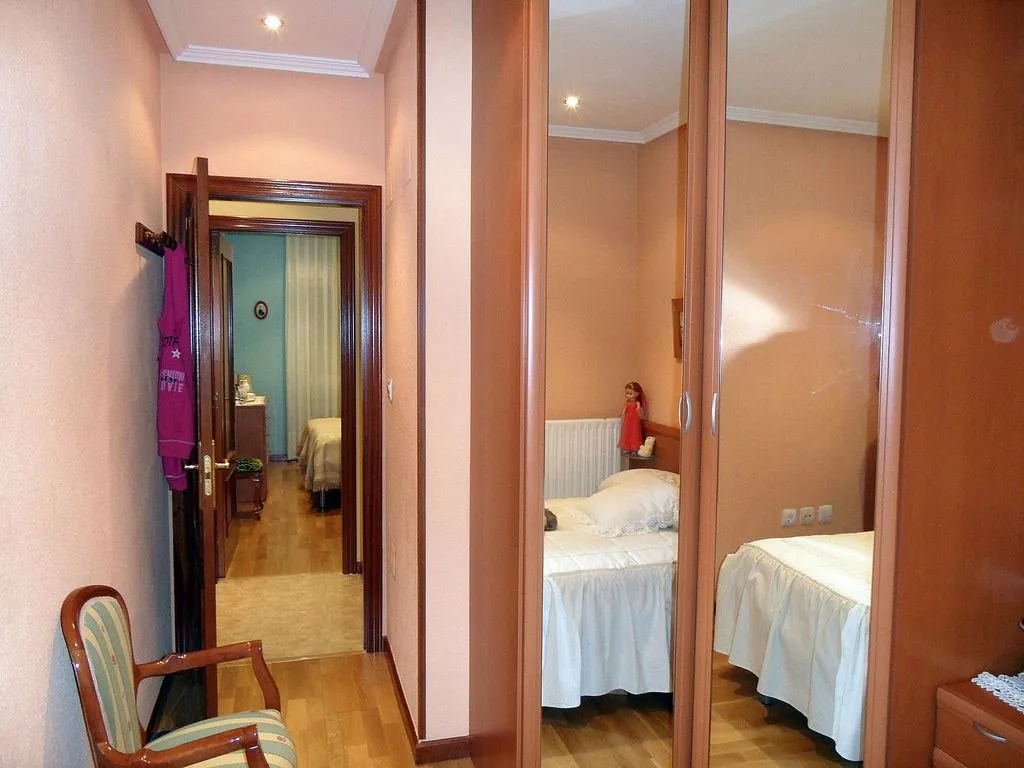Magamistoad - Ground Floor Flat in Private Urbanisation, Mieres